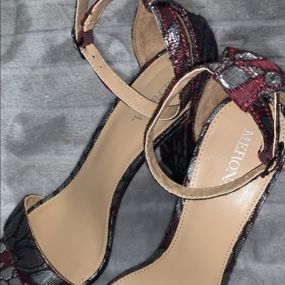 Cute Heels!! - Picture 3 of 5